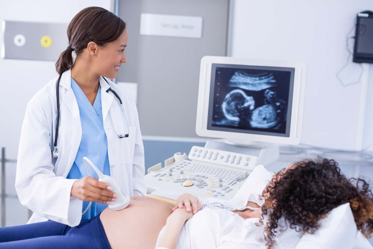 Why Choosing the Right Ultrasound Tech School is Key to Your Career Success